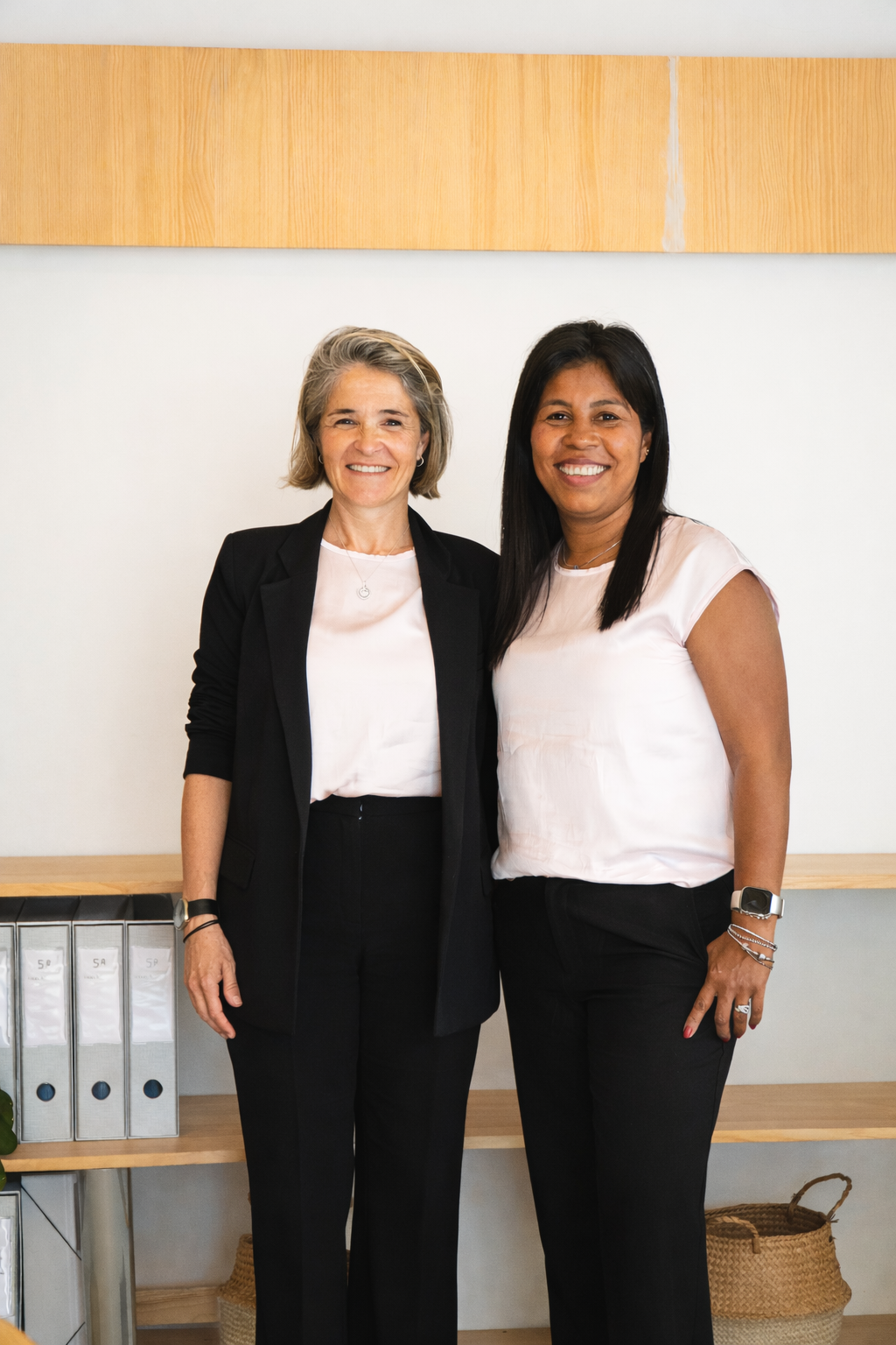 Equipo Inmofar — Sara Domènech y Luz Mena